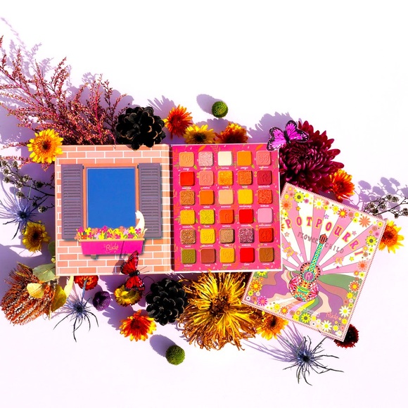 NEW✨RUDE ✨🌺Flower Child 30 Pressed Pigment & Shadows - Picture 2 of 3